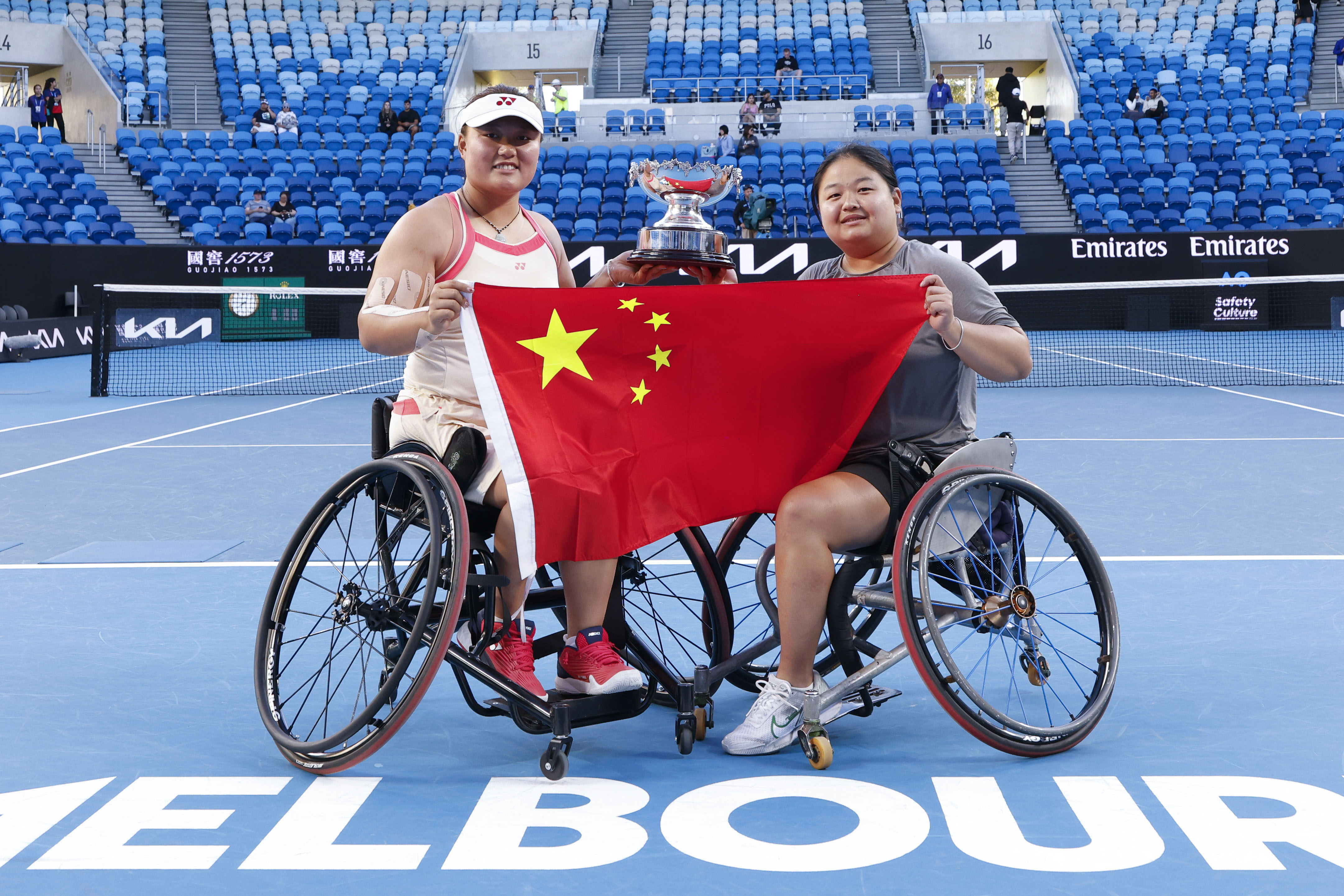 StarSky Sporting下载-&quot;网球运动员慈善赛事：用比赛传播爱心&quot;的简单介绍