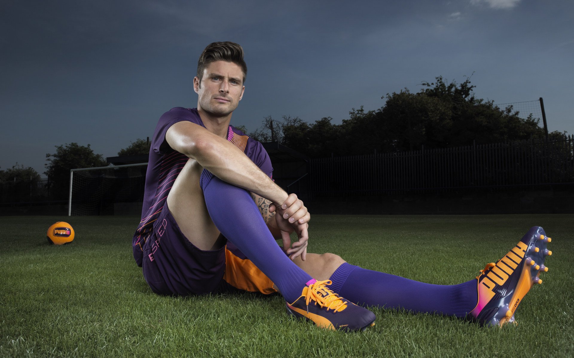 星空体育app下载-校园足球特色课程走入中小学，培育青少体育基础，校园足球课题有哪些